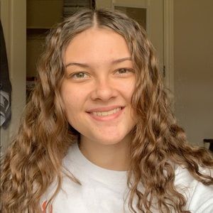 Meet your Posher, Aislynn